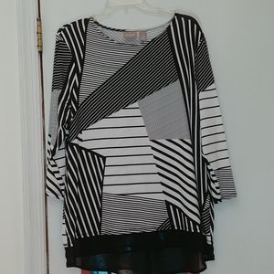 Chico's black & white tunic